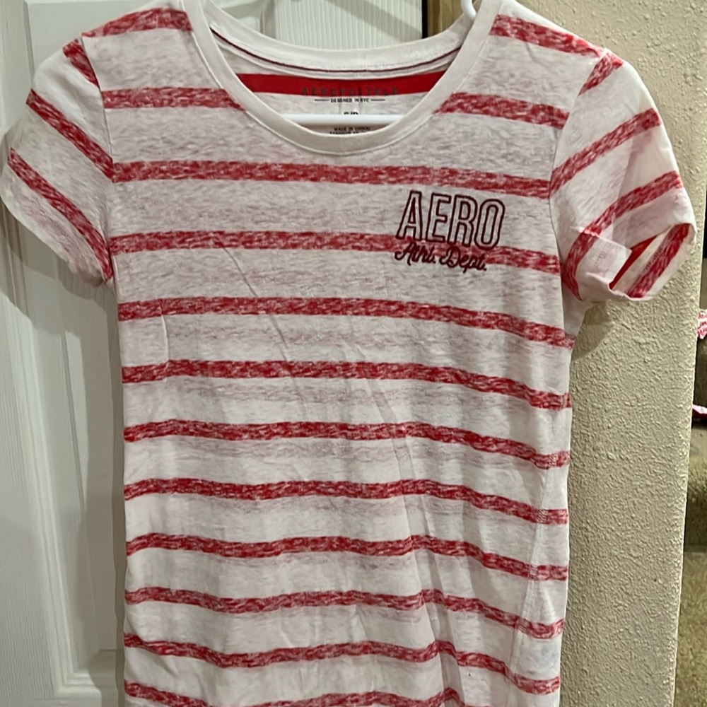 Women’s size small short sleeve striped red and white shirt